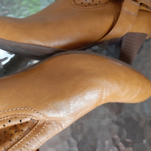 HOST PICK! NEW Boots ankle booties - heeled camel - Picture 11 of 16
